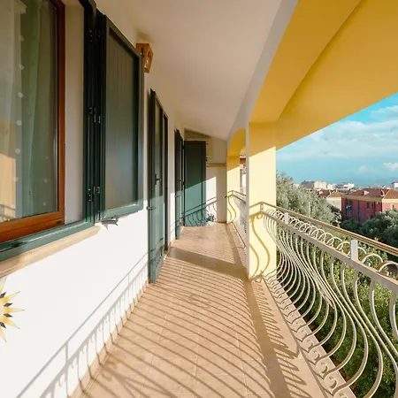 Casa Dell'artista - Ampio In Zona Tranquilla E Apartment Iglesias