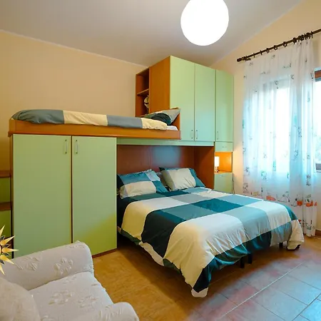 Apartment Casa Dell'artista - Ampio In Zona Tranquilla E