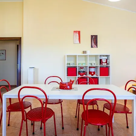Lägenhet Casa Dell'artista - Ampio In Zona Tranquilla E