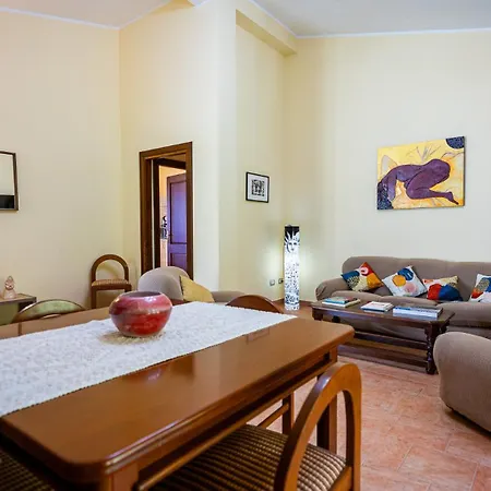 Casa Dell'artista - Ampio In Zona Tranquilla E Lägenhet