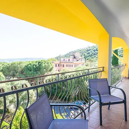 Appartamento Casa Dell'artista - Ampio In Zona Tranquilla E Iglesias