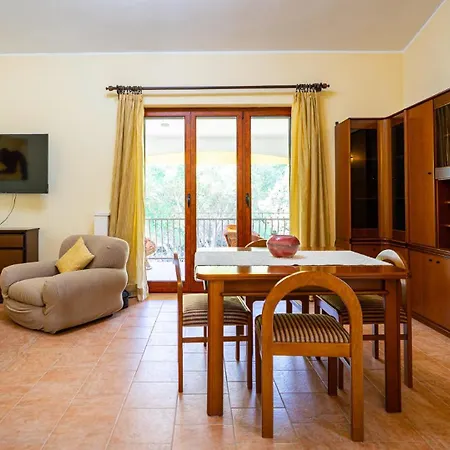 Casa Dell'artista - Ampio In Zona Tranquilla E *