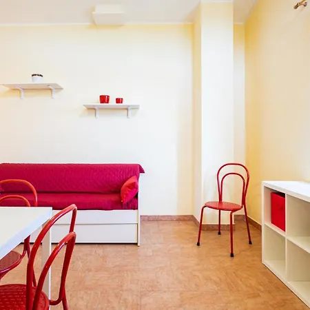 Casa Dell'artista - Ampio In Zona Tranquilla E